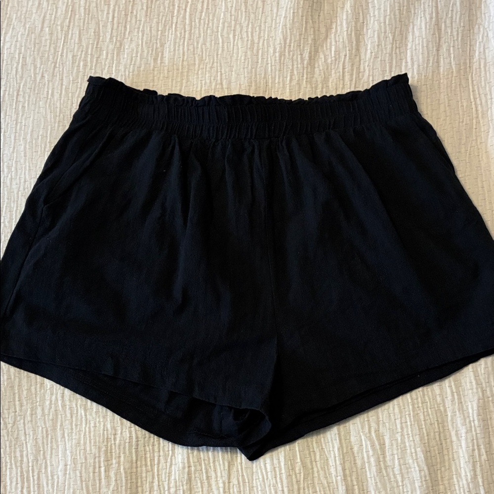 Women's Black Linen Style Shorts
